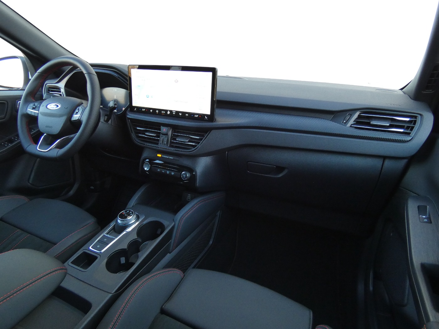 Ford Kuga ST-Line X Hybrid +Winter