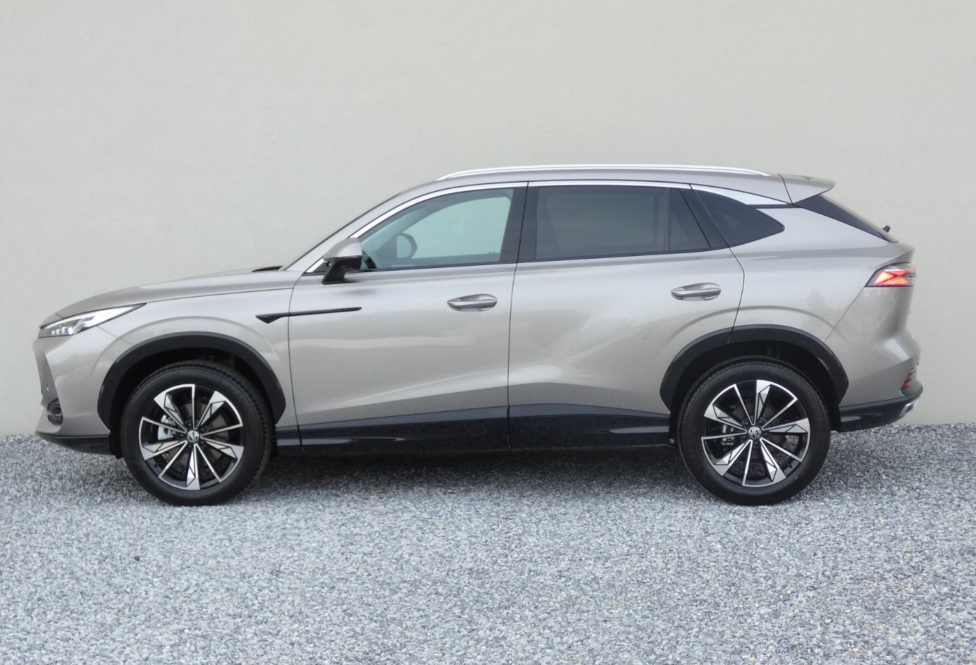 MG HS Luxury +360°+Fahrassistenz+LED+elekt.HK