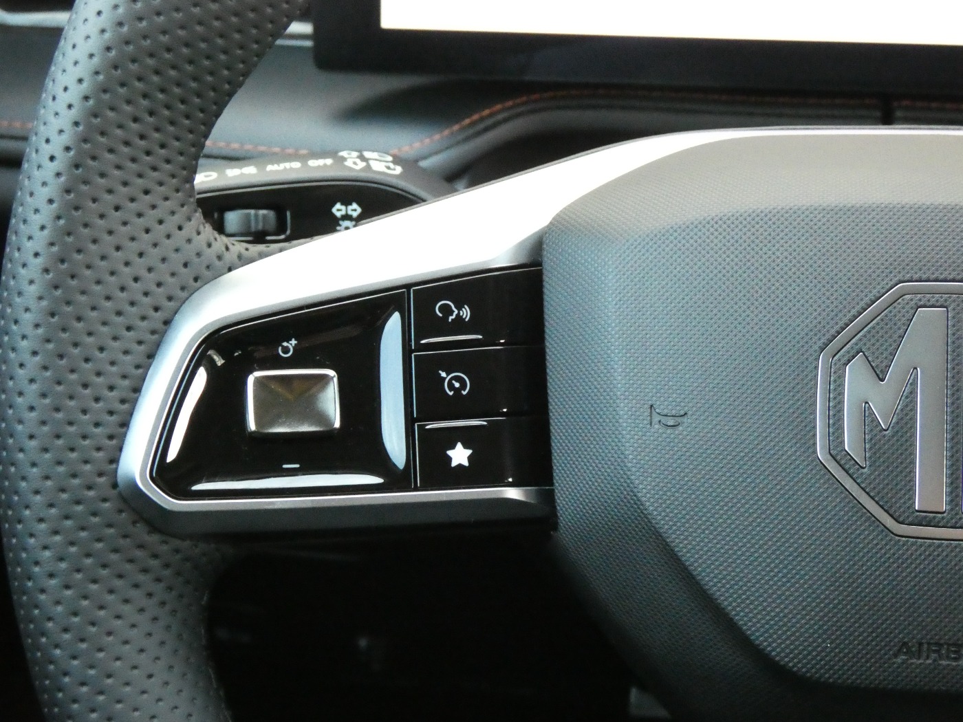 MG HS Luxury +360°+Fahrassistenz+LED+elekt.HK