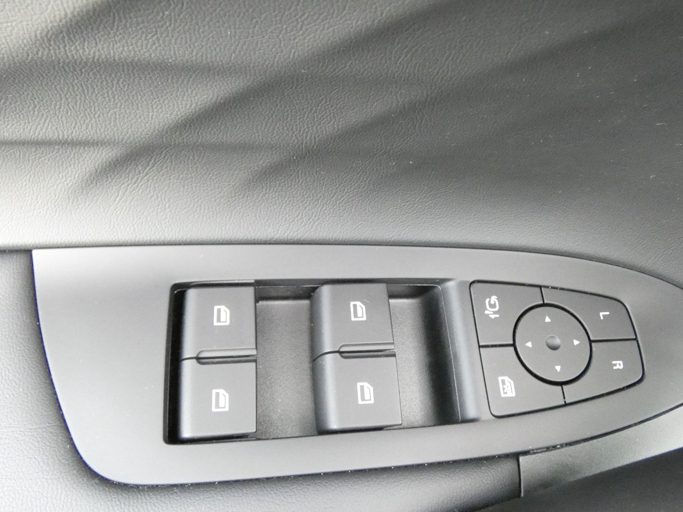 MG HS Luxury +360°+Fahrassistenz+LED+elekt.HK